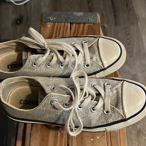 Sparkle sliver converse